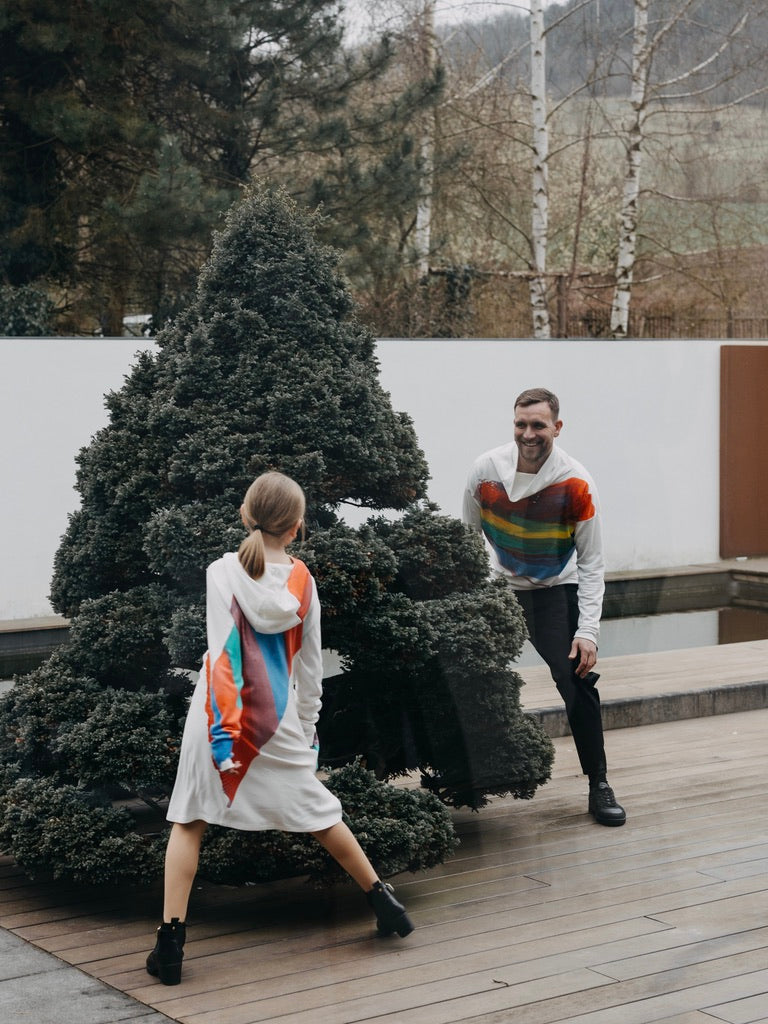 kaseee-Regenbogen-Shirt