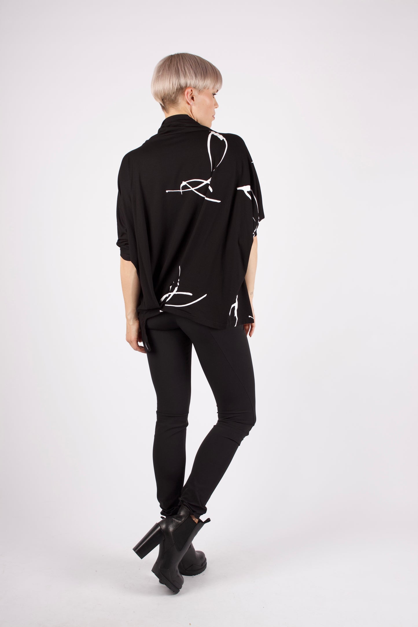 kaseee KSEVALENTIN Oberteil mit Druck aus Viskose Jersey