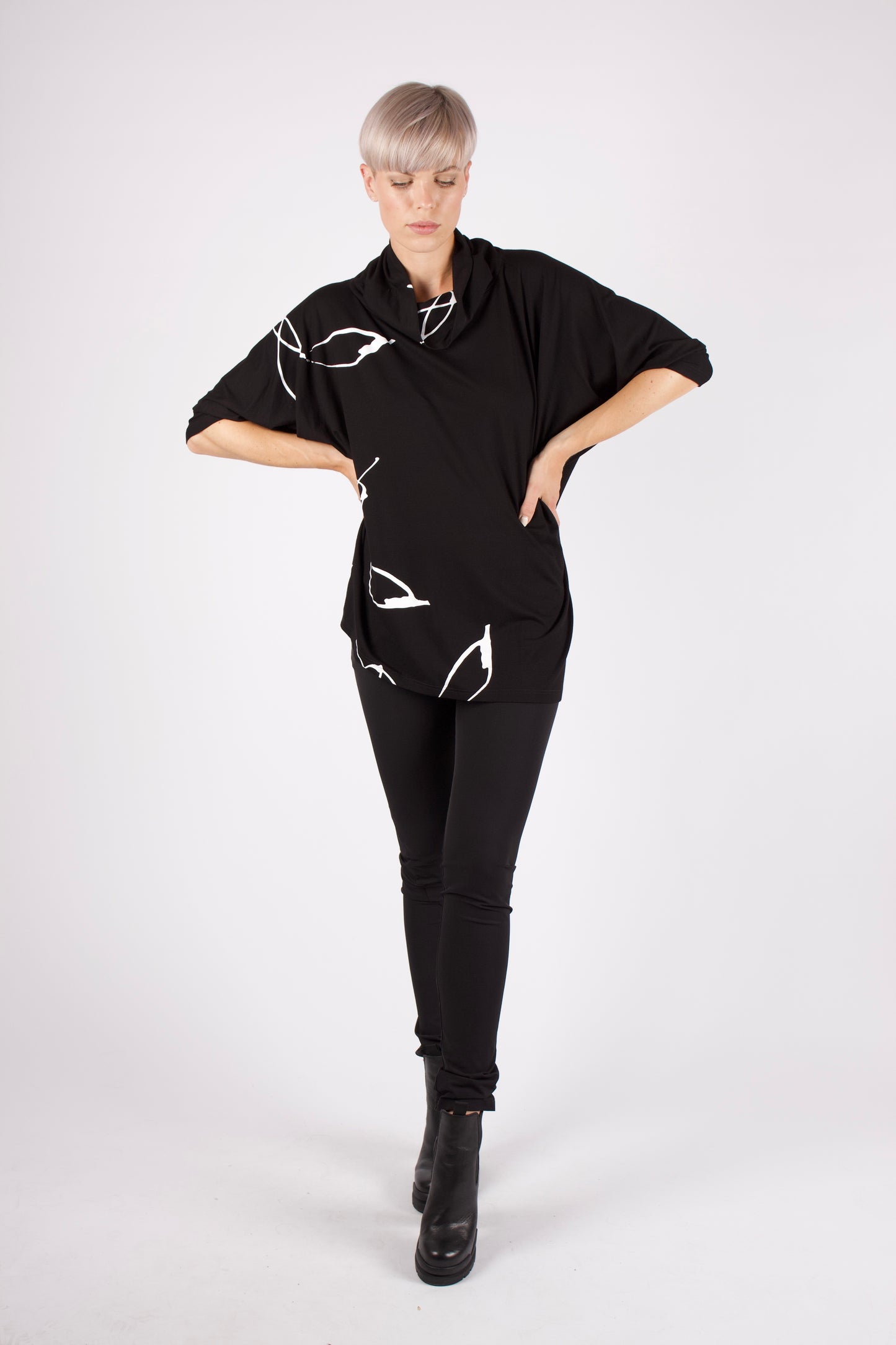 kaseee KSEVALENTIN Oberteil mit Druck aus Viskose Jersey