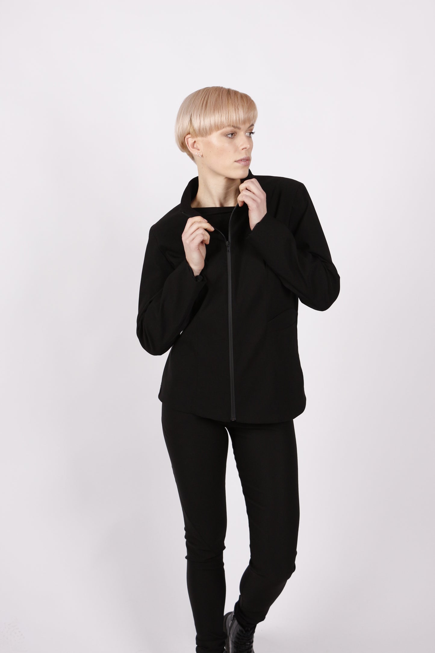 kaseee Blazer aus Funktionsstoff