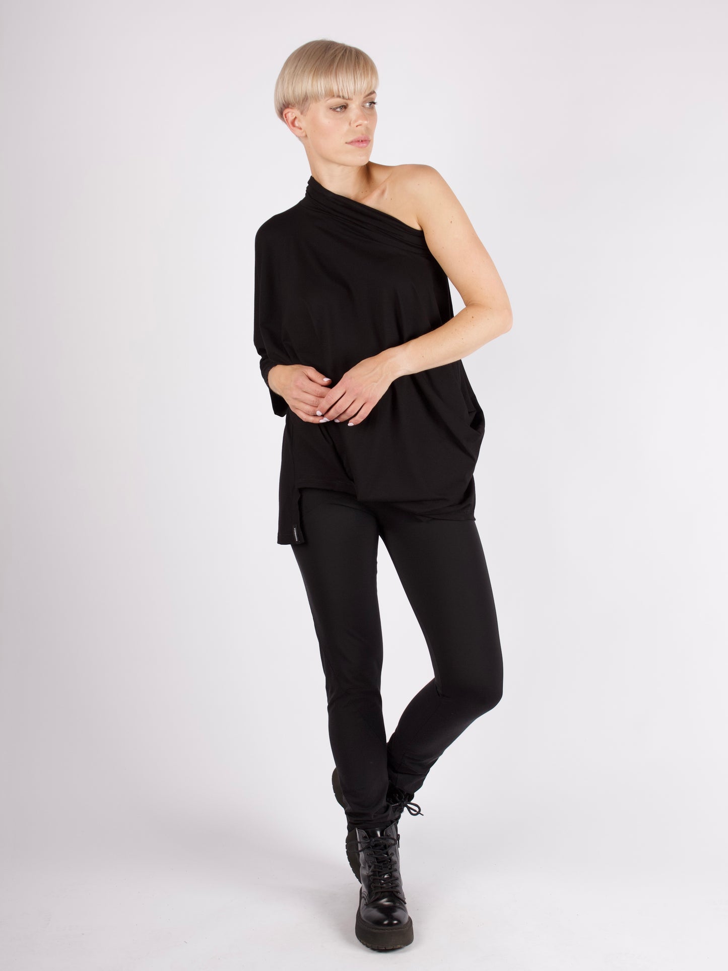Kaseeevalentin-Shirt