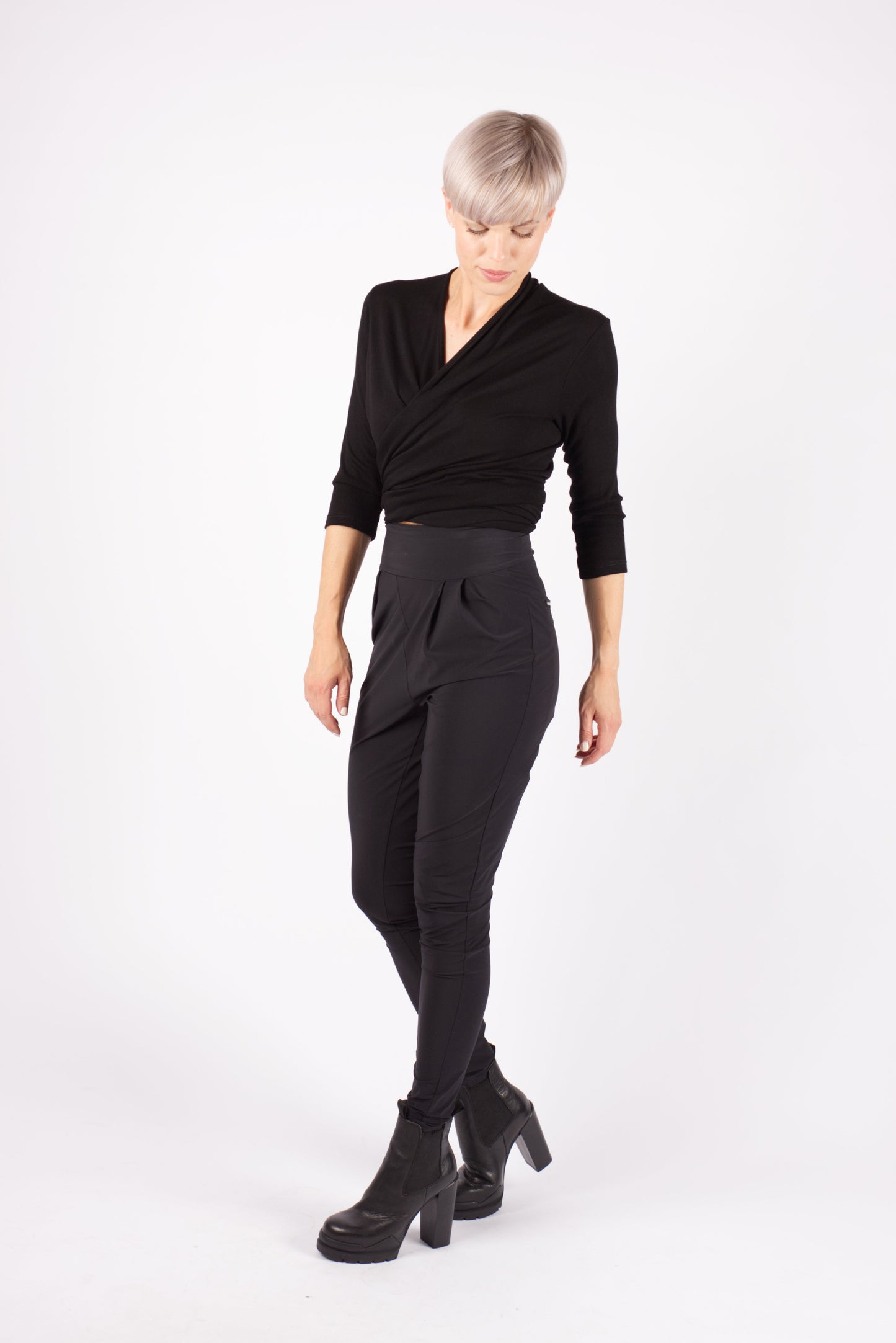 kaseee-Hose mit Bundfalten