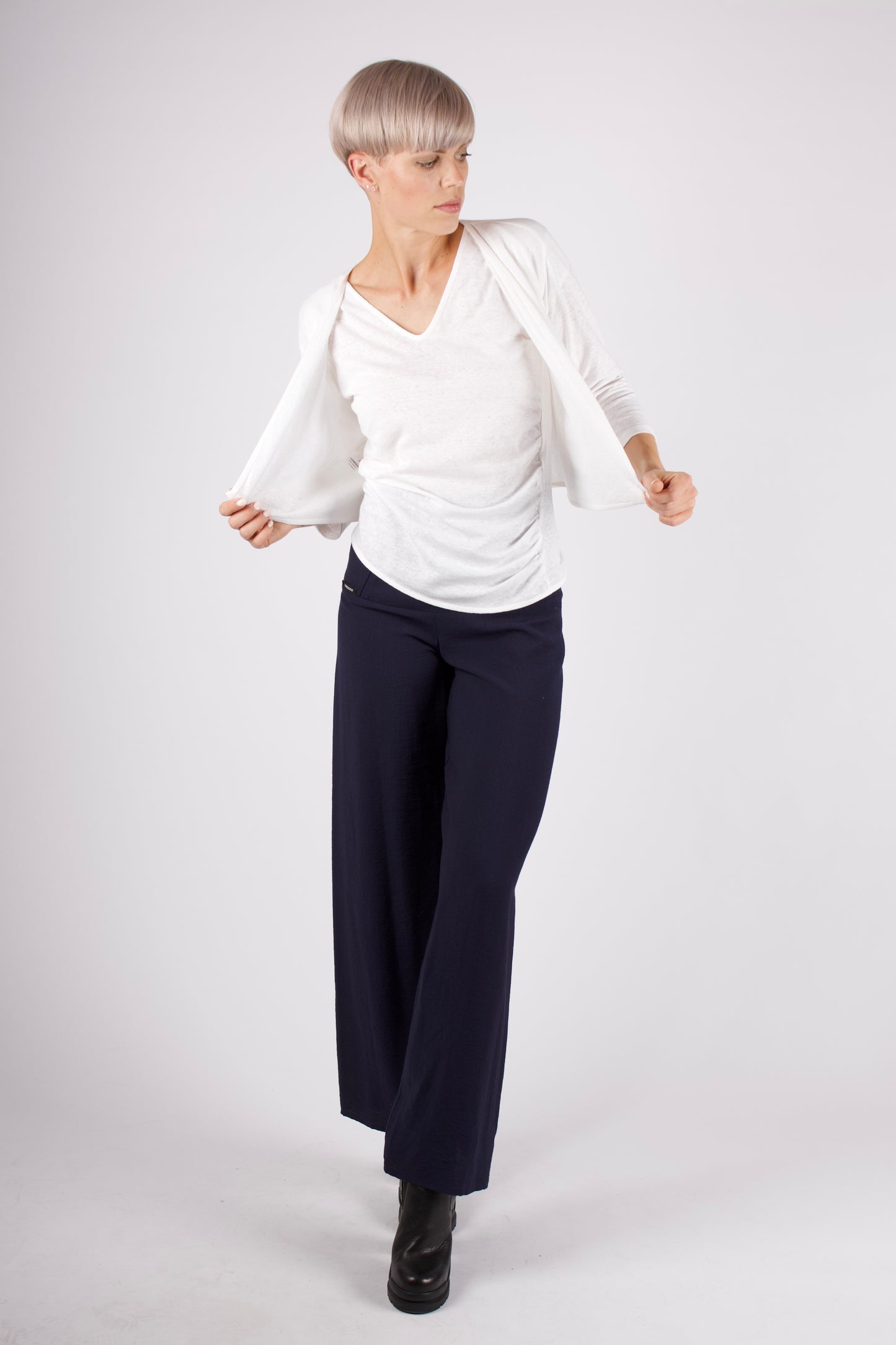 kaseee COLLA Hose feine Schurrwolle