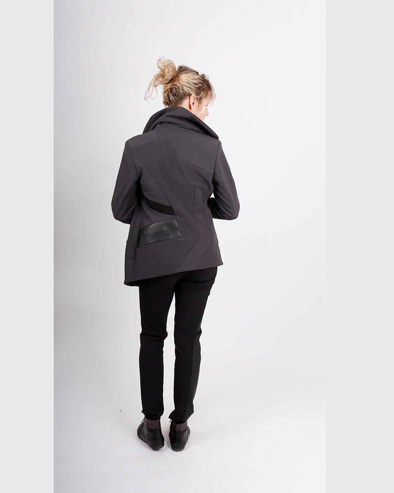 kaseee Mantel mit Ledereinsatz