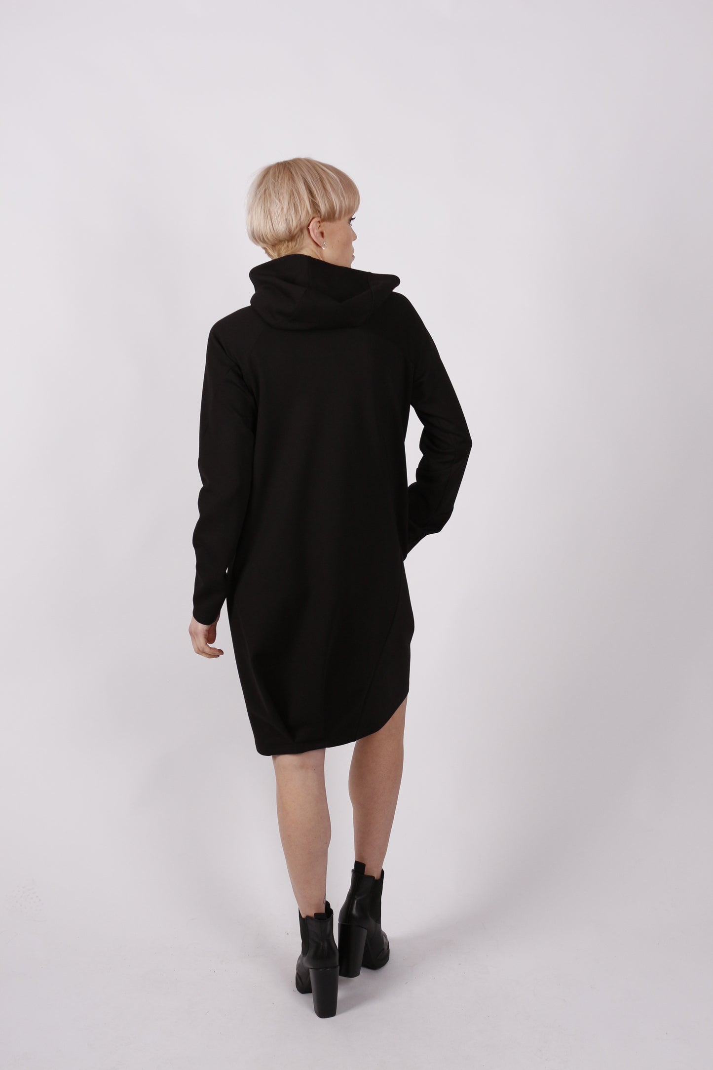 kaseee KSEHOODIKLEID weit Romanit mit Falten